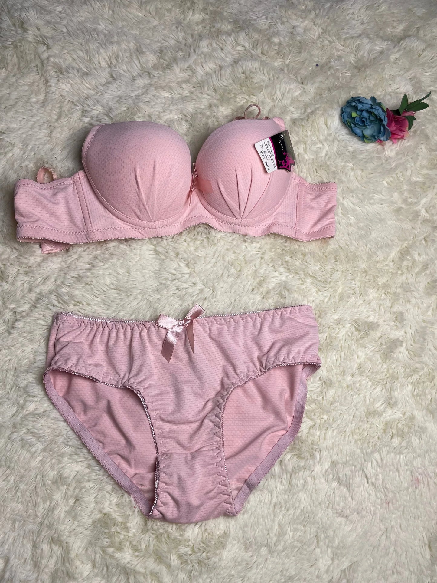 Blossom Pleat Bra Set